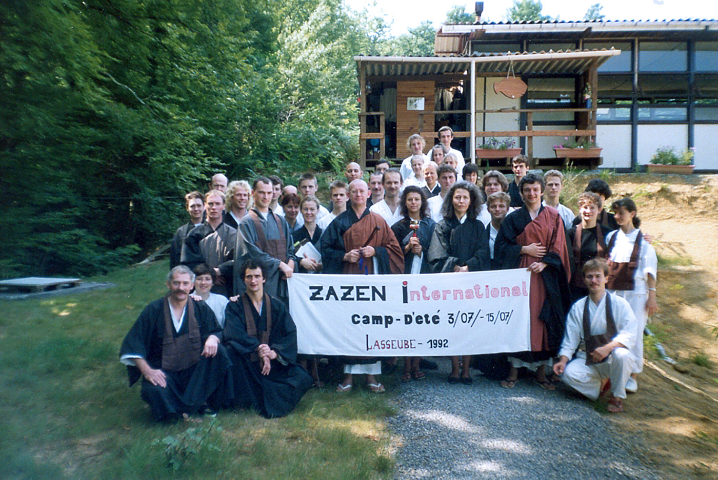Absolvovanie prvého zahraničného sesshinu vo Francúzsku v Lasseube roku 1992 s majstrom Kaisenom